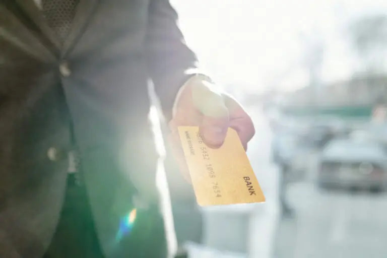 Consumers Are Abandoning Visa Credit Cards; Giving Preference To Debit Cards